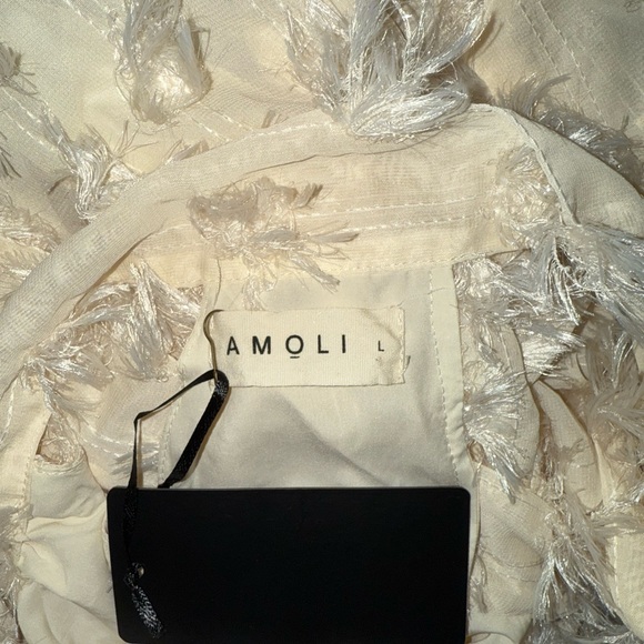 AMOLI Couture Ivory Tassel Fringe Cowl Neck Blouse Sleeveless Textured Preppy - Picture 6 of 6